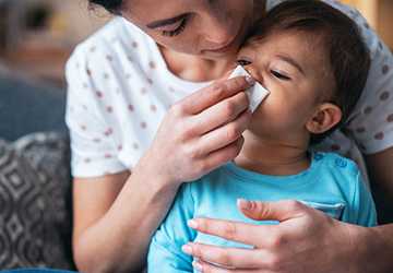 How to Deal with Common Infant Health Issues